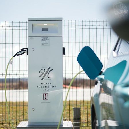 Hotel Zelenkrov Cepin Zewnętrze zdjęcie