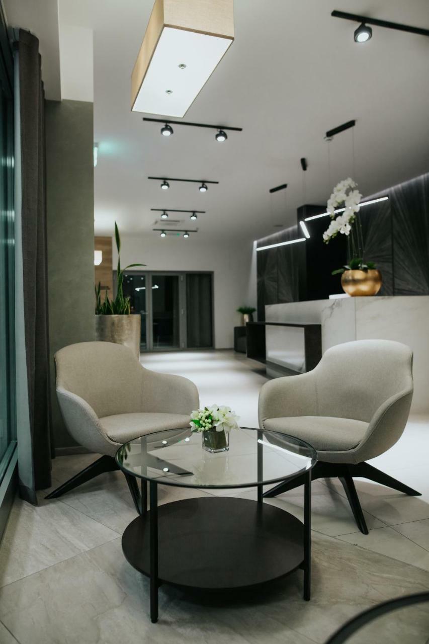 Hotel Zelenkrov Cepin Zewnętrze zdjęcie